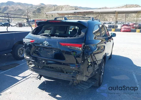 2021 Toyota Highlander Xle from USA, damaged, VIN 5TDHZRAH3MS048273